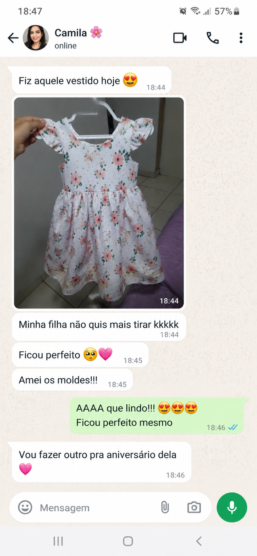 Registro de vestido compartilhado na página original